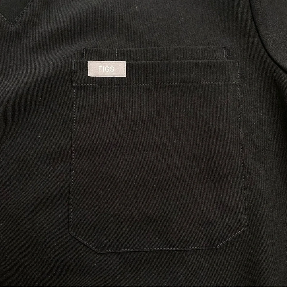 FIGS SCRUBS TOP MENS BLACK NWT MEDIUM - Picture 3 of 7